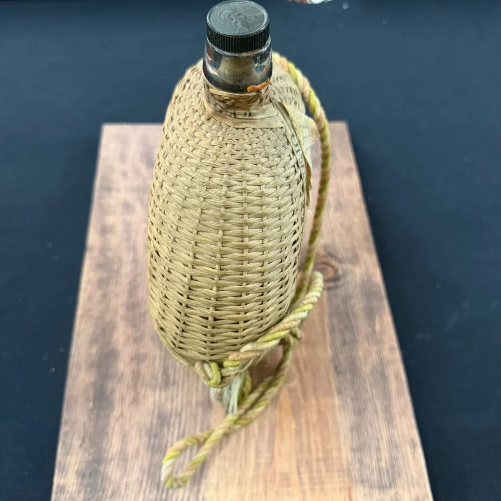 Vintage Habanero Anejo Wicker Wrapped Tequila Bottle Glass Decanter Rope Strap